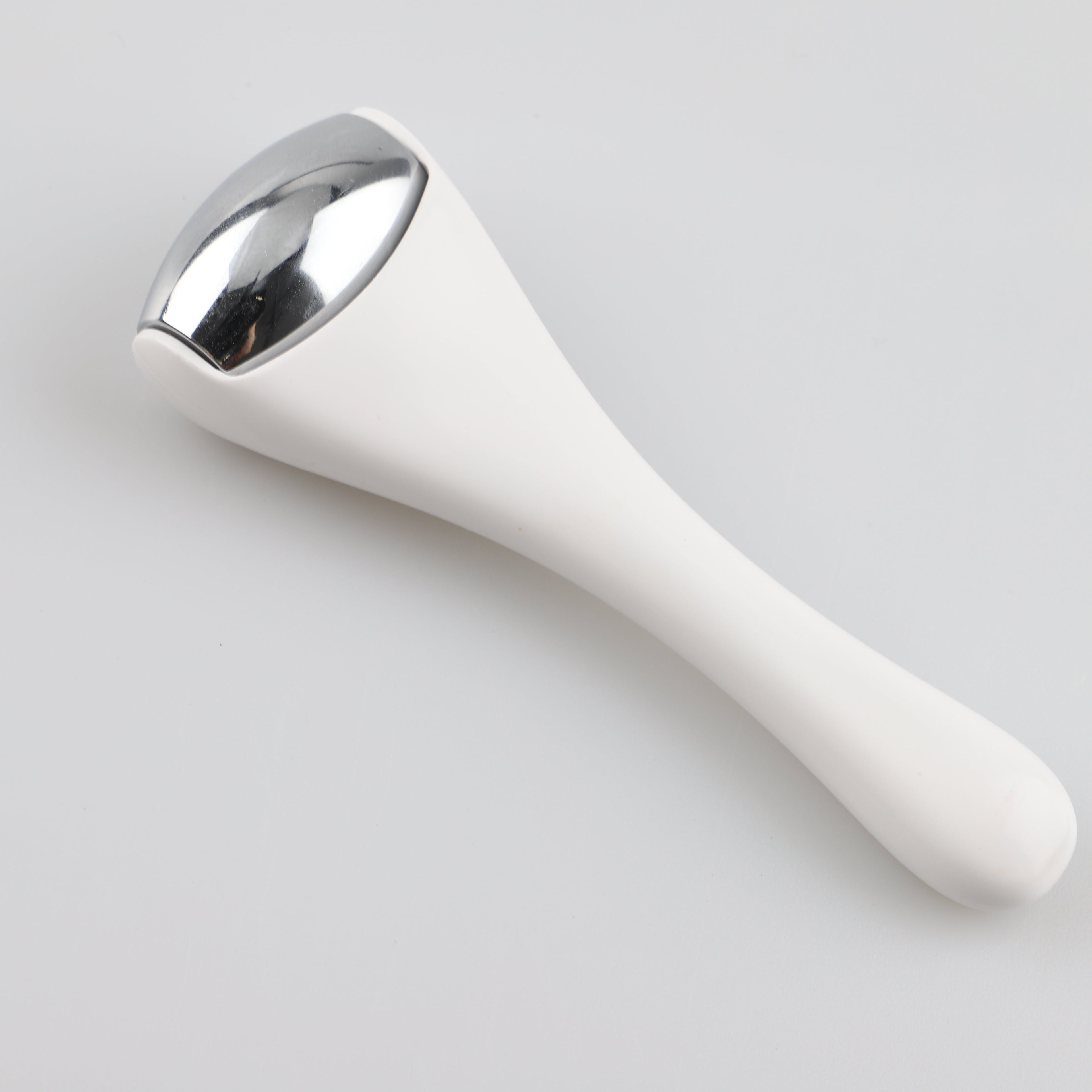 Yoweskin Eye & Face Ice Glow Roller